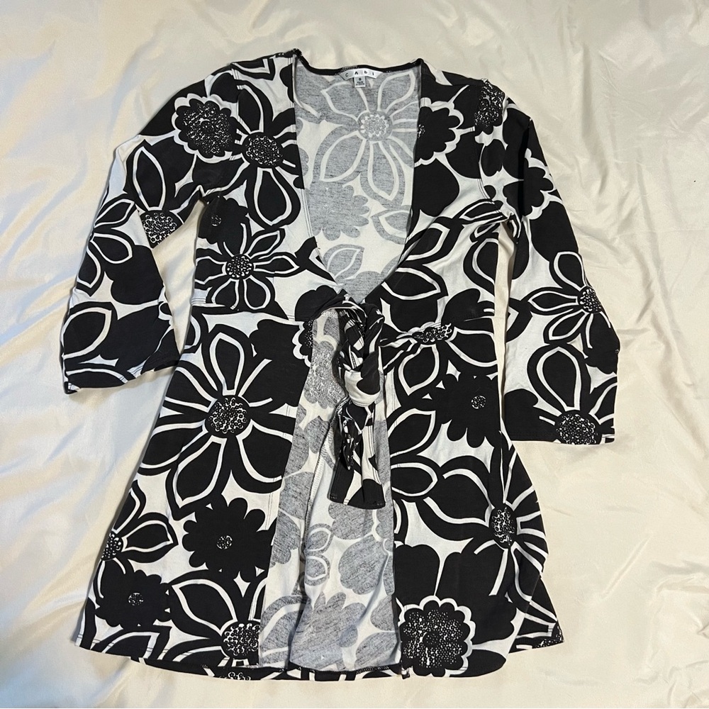 CAbi Black and White Mod Retro Floral Print Long Cardigan Size Small